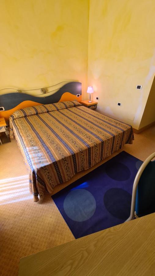 Hotel Del Sole Margherita Di Savoia Eksteriør bilde