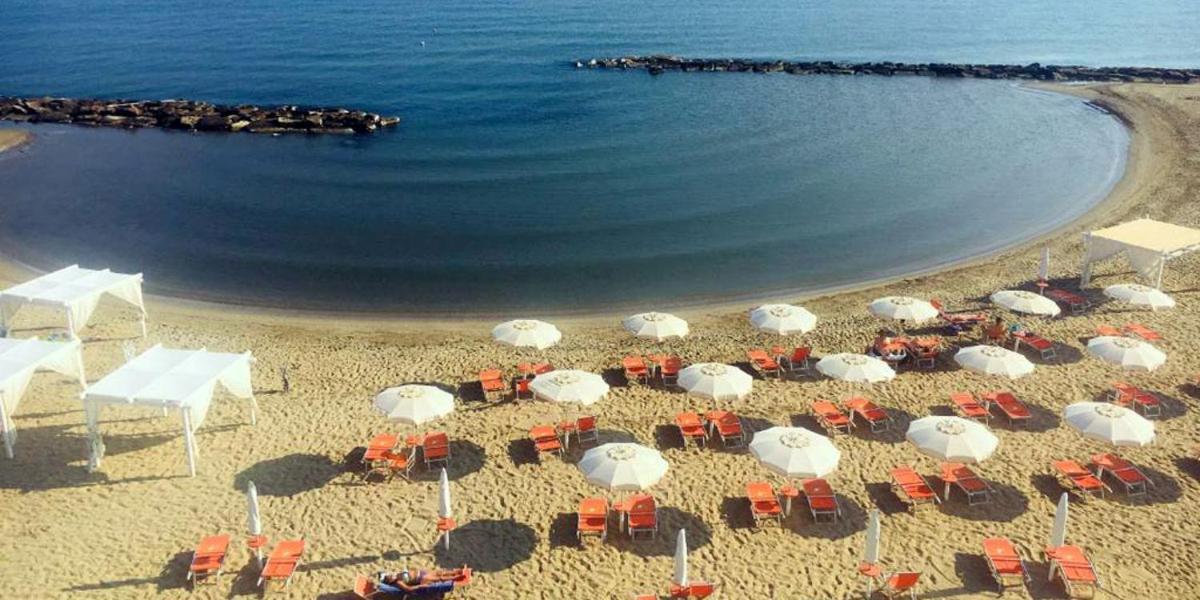 Hotel Del Sole Margherita Di Savoia Eksteriør bilde